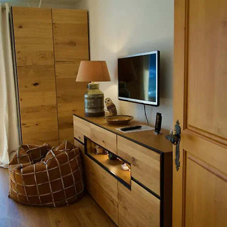 Zur Hohe Apartment *